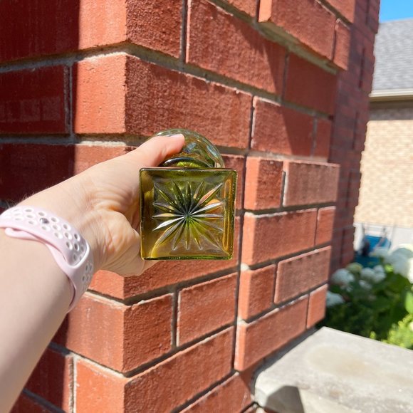 ✨ Vintage Green Glass Goblet | Vintage - Picture 4 of 4